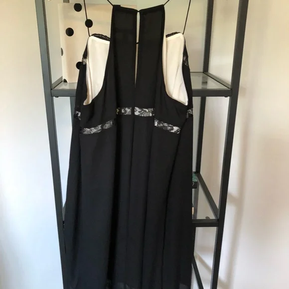 Express lace top dress - Picture 4 of 5